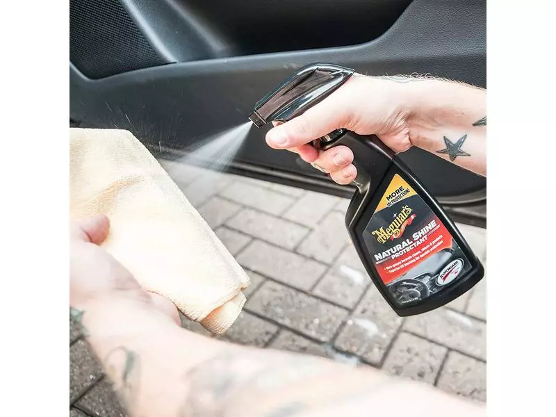 Meguiar's Kunstoffpflege Natural Shine Protectant, 473 ml 2 Meguiar's Kunstoffpflege Natural Shine Protectant, 473 ml – Bild 2