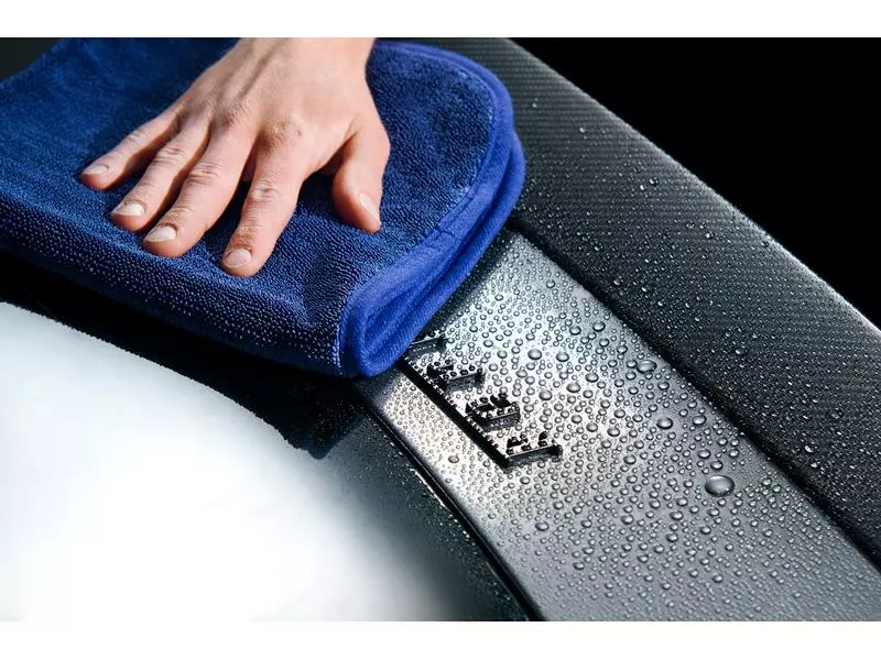 Gyeon Trockentuch Q2M SilkDryer 50 x 55 cm 3 Gyeon Trockentuch Q2M SilkDryer 50 x 55 cm – Bild 3