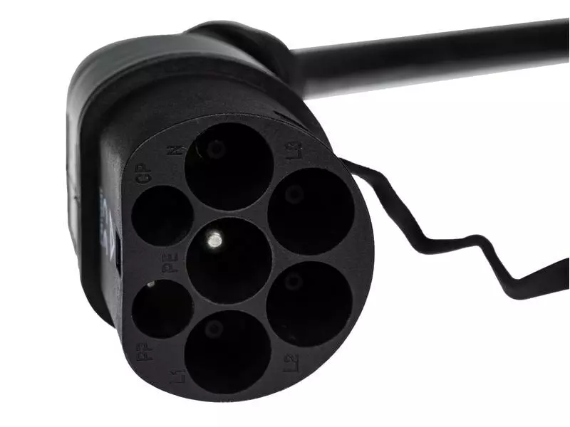 R-EVC Ladekabel Typ 2, 11 kW, 16 A, 6 m gerade Tesla 3 R-EVC Ladekabel Typ 2, 11 kW, 16 A, 6 m gerade Tesla – Bild 3