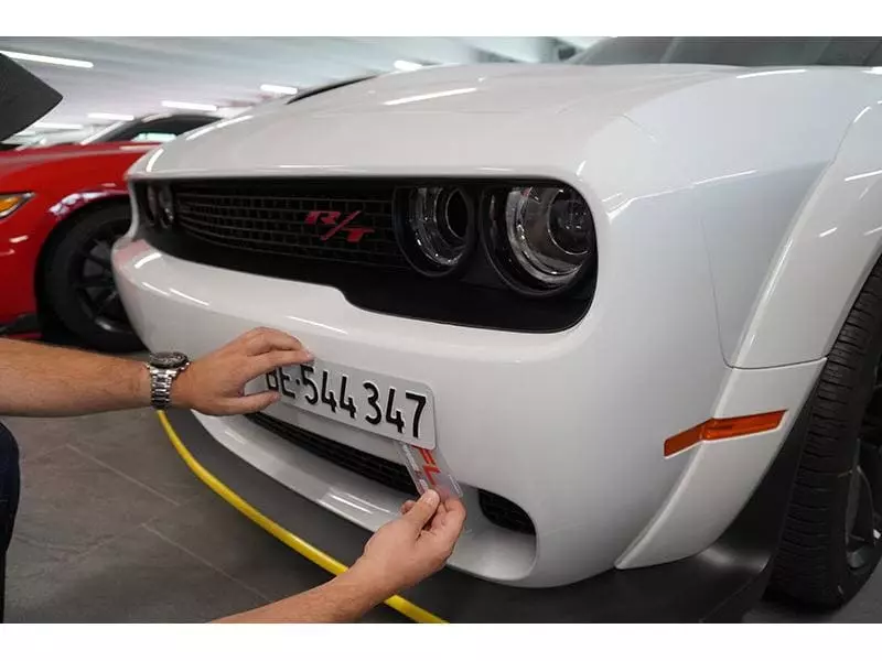 Frameless Kennzeichenhalterset Klettsystem, rahmenlos, 2 x KFZ 7 Frameless Kennzeichenhalterset Klettsystem, rahmenlos, 2 x KFZ – Bild 7